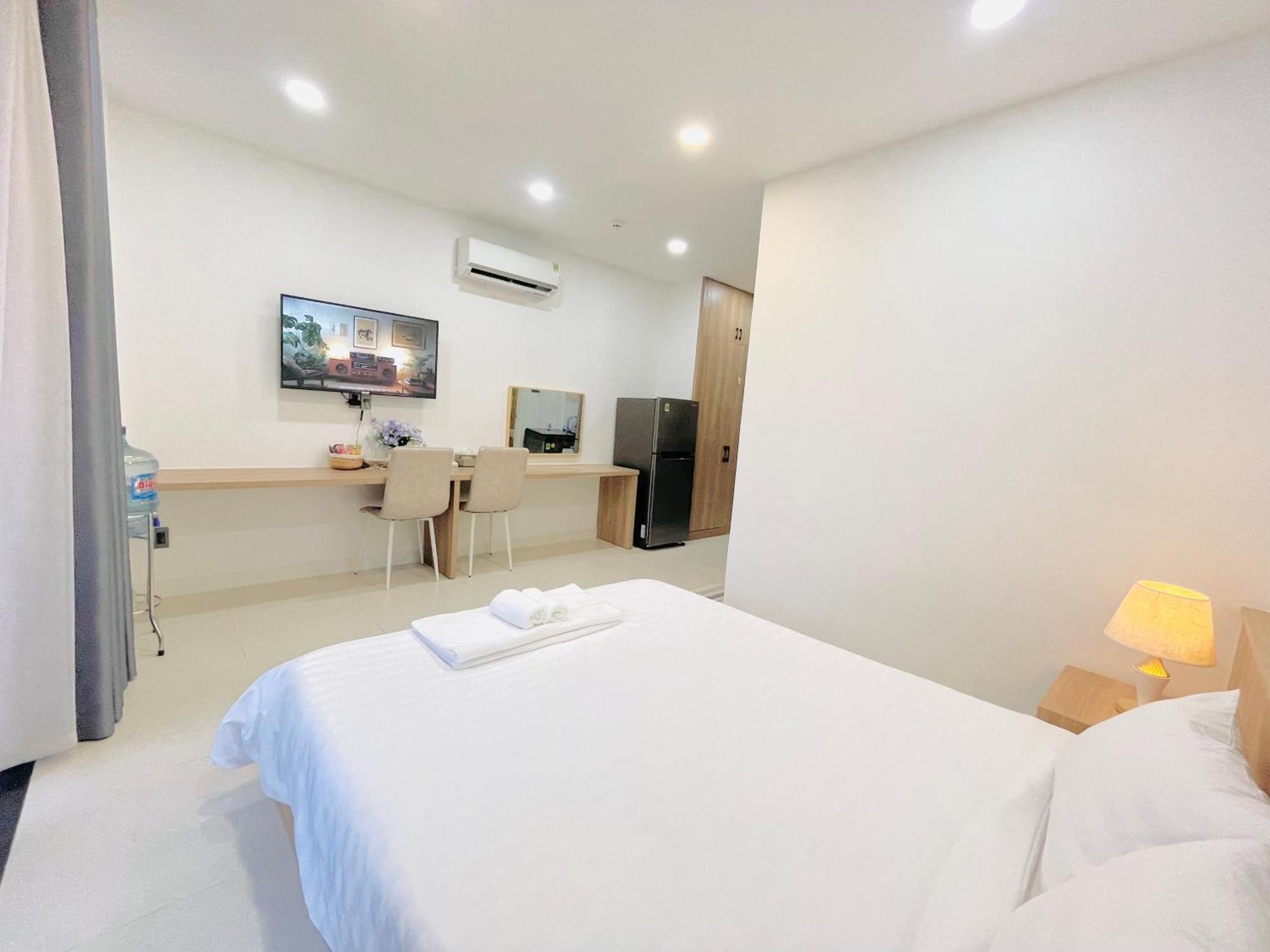 501 Modern With Balcony & Kitchen Apartment Ho Chi Minh City